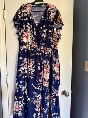 Sz 22 Celkuser Floral Midi Wrap Dress